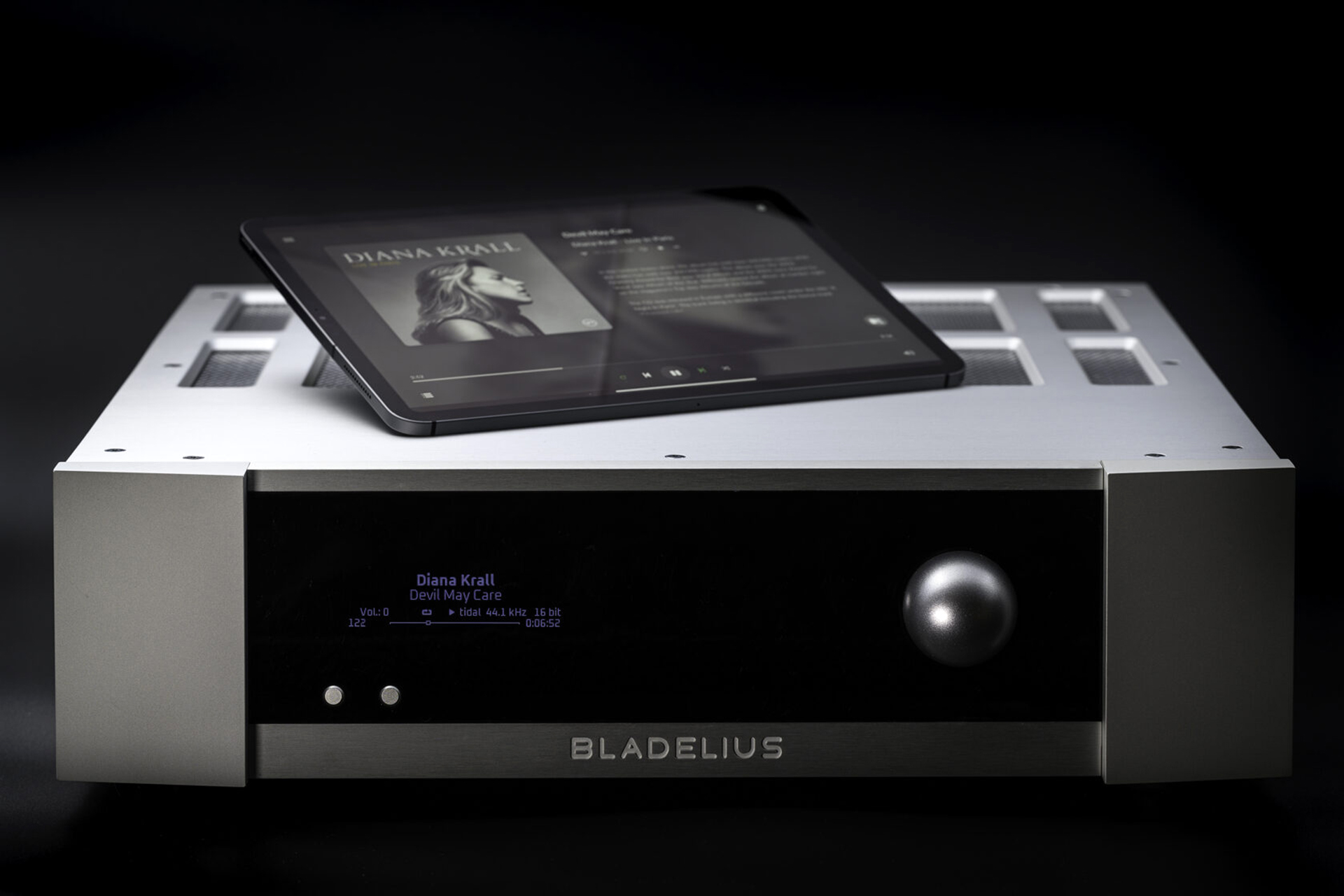 Bladelius Ask Integrated Amplifier